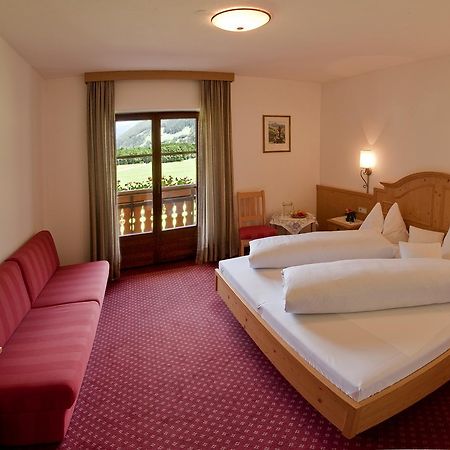 Hotel Bad Winkel Кампо-Турес Екстер'єр фото