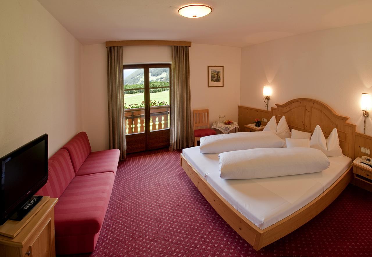 Hotel Bad Winkel Кампо-Турес Екстер'єр фото